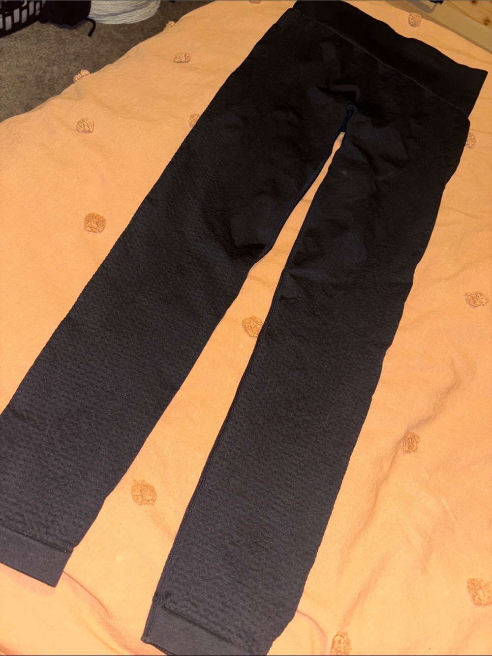 Women's Black Textured Leggings